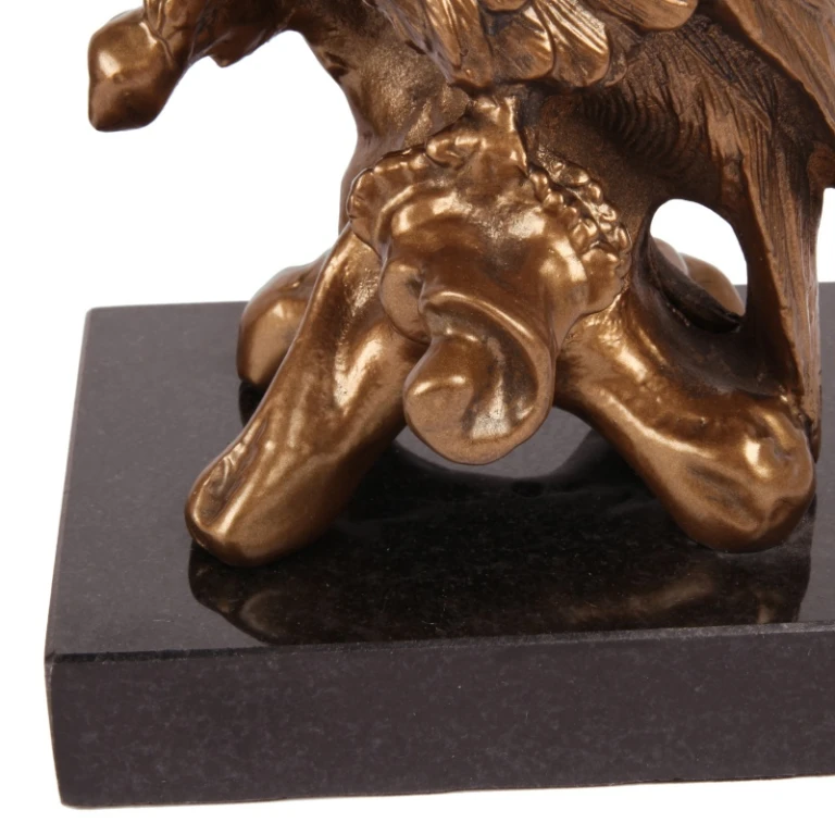 Loro sobre base - latón - 28 cm