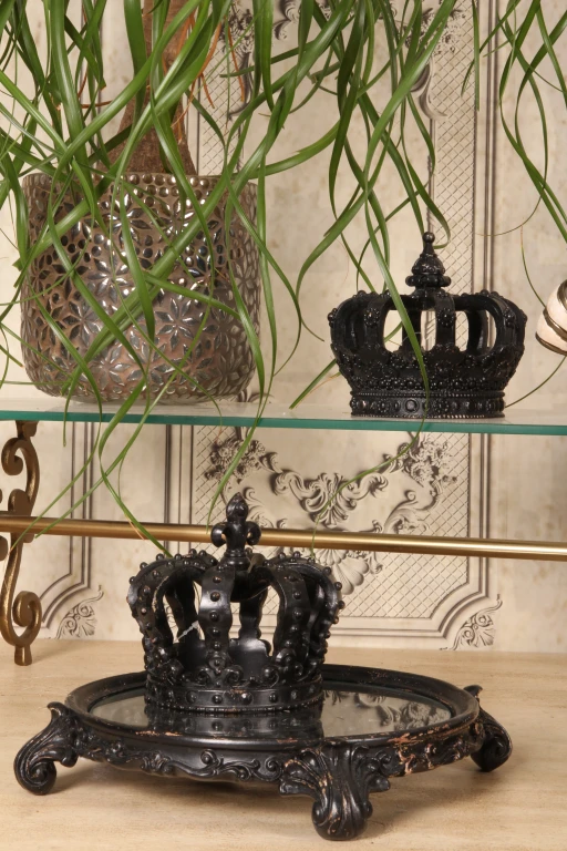 Corona decorativa - negro - 13,2 cm - resina sintética
