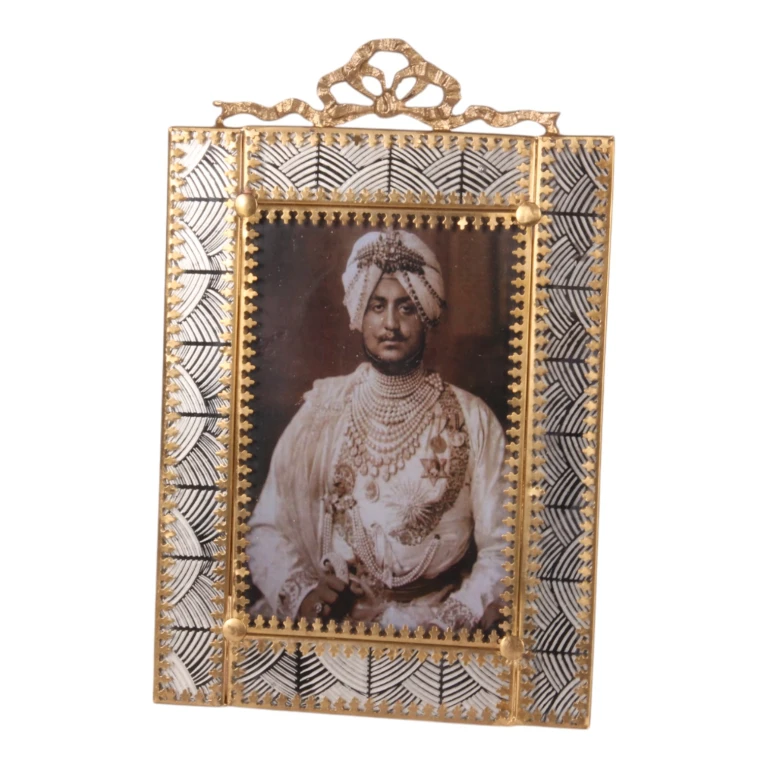 Marco de fotos 10x15 cm - dorado - latón - de pie
