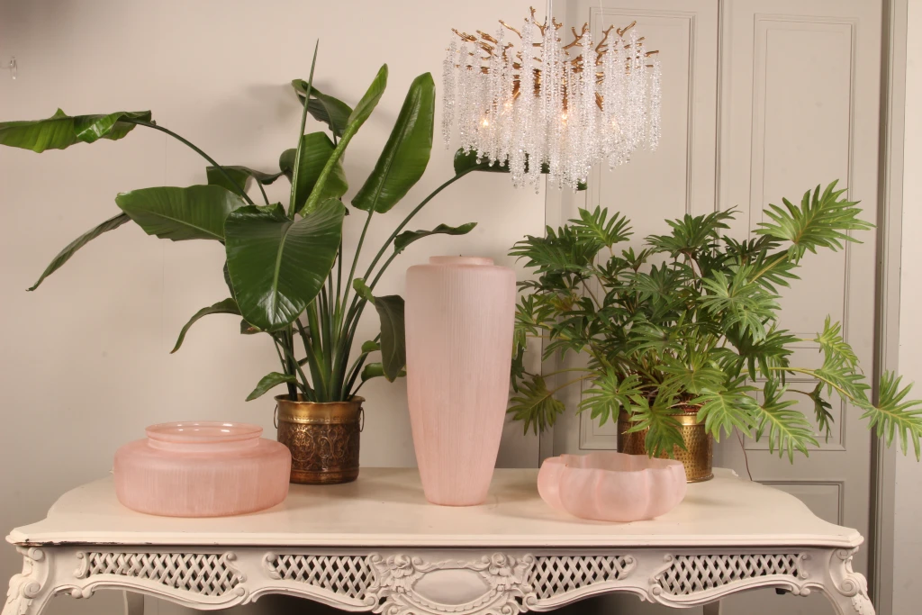 Bandeja decorativa Lotus - rosa - vidrio - 40 cm - 1 unidad