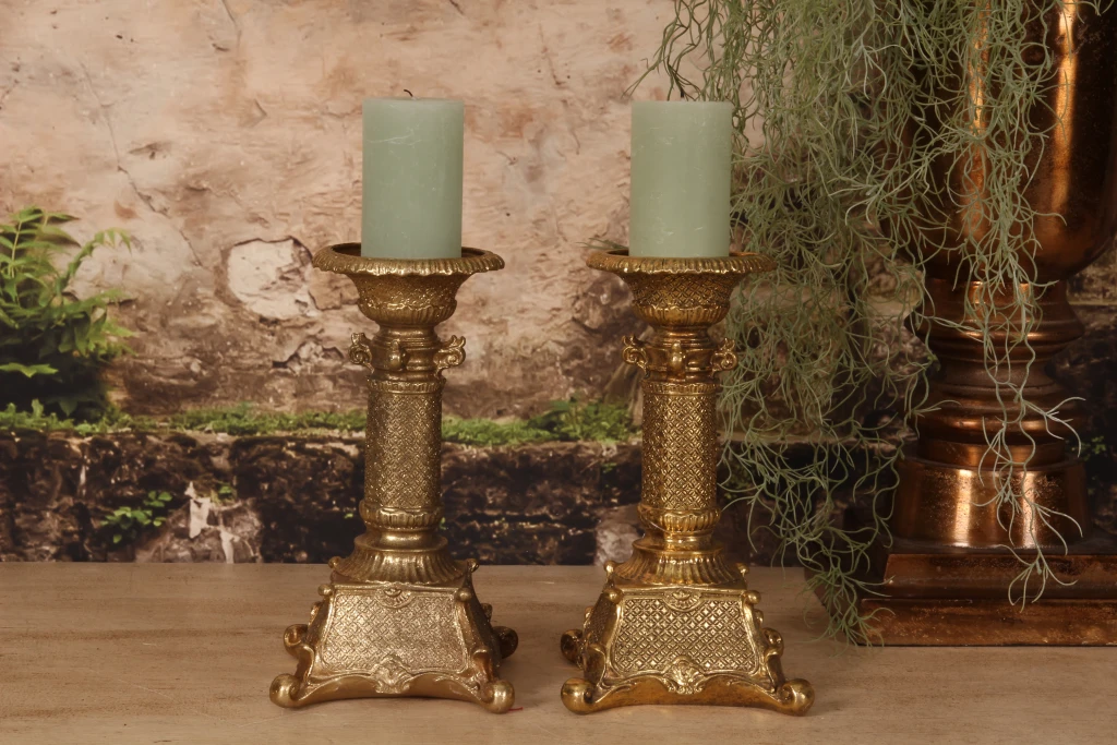 Candelabro - 22,5 cm - dorado - resina sintética